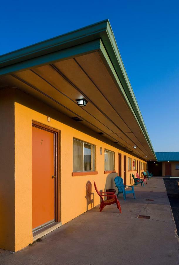 Sunset Motel Moriarty Luaran gambar